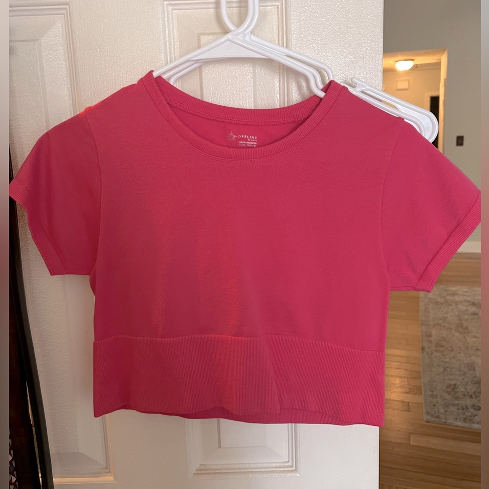 Pink Aerie cropped workout top